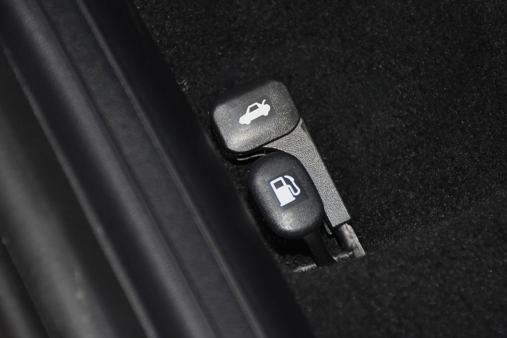 New 2026 Kia K4 LXS image 22