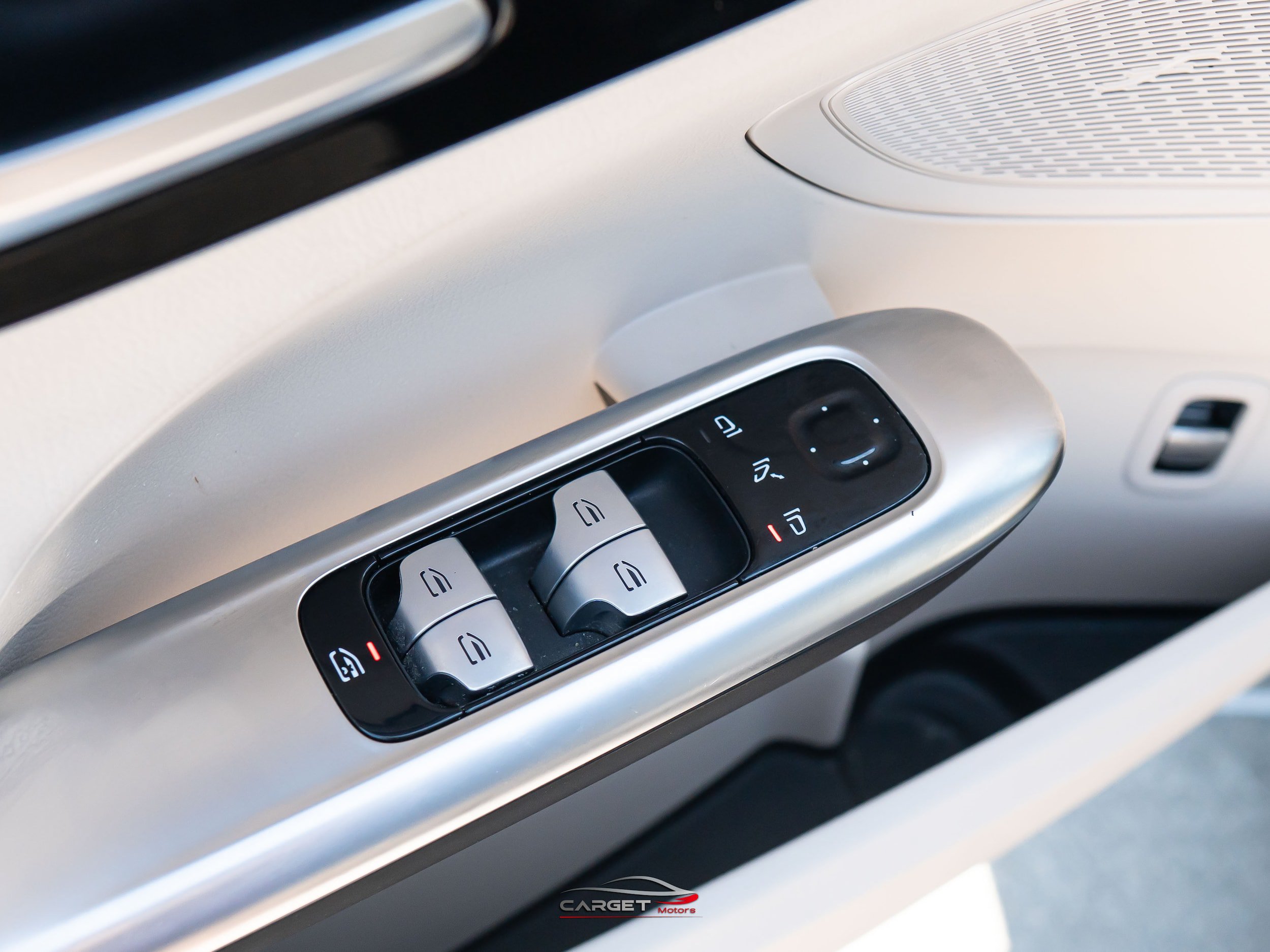 Used 2022 Mercedes-Benz C 300 4MATIC Sedan w/ Exclusive Trim Package image 38