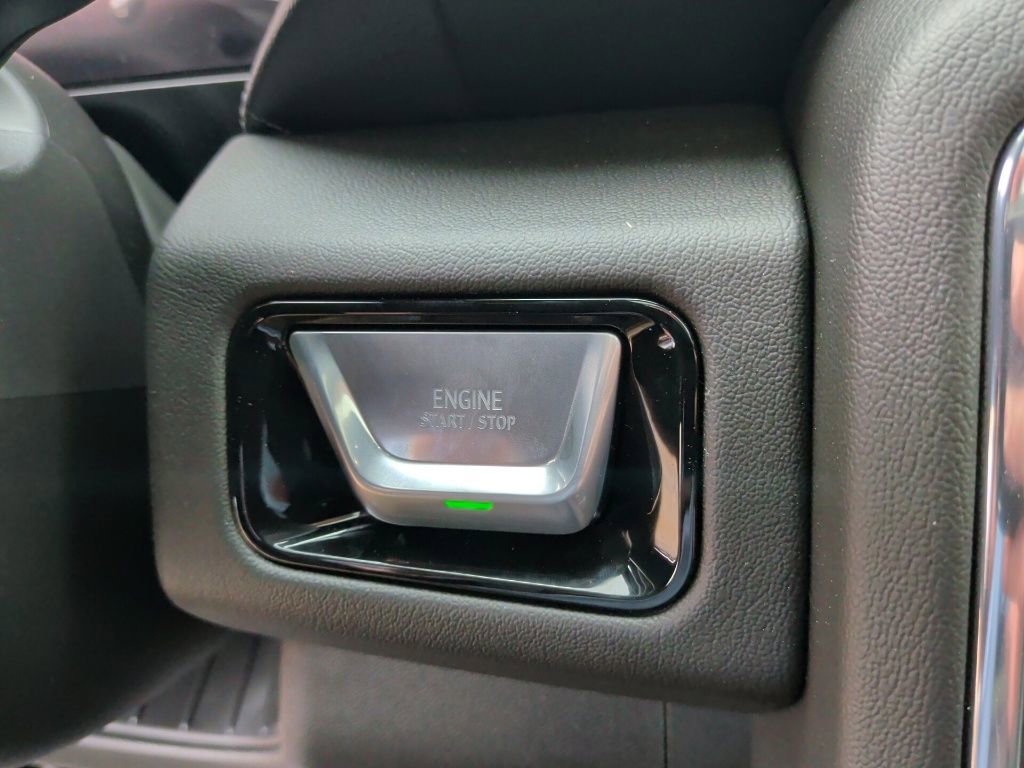 New 2026 GMC Yukon XL Denali w/ Sun & Power Step Package image 25