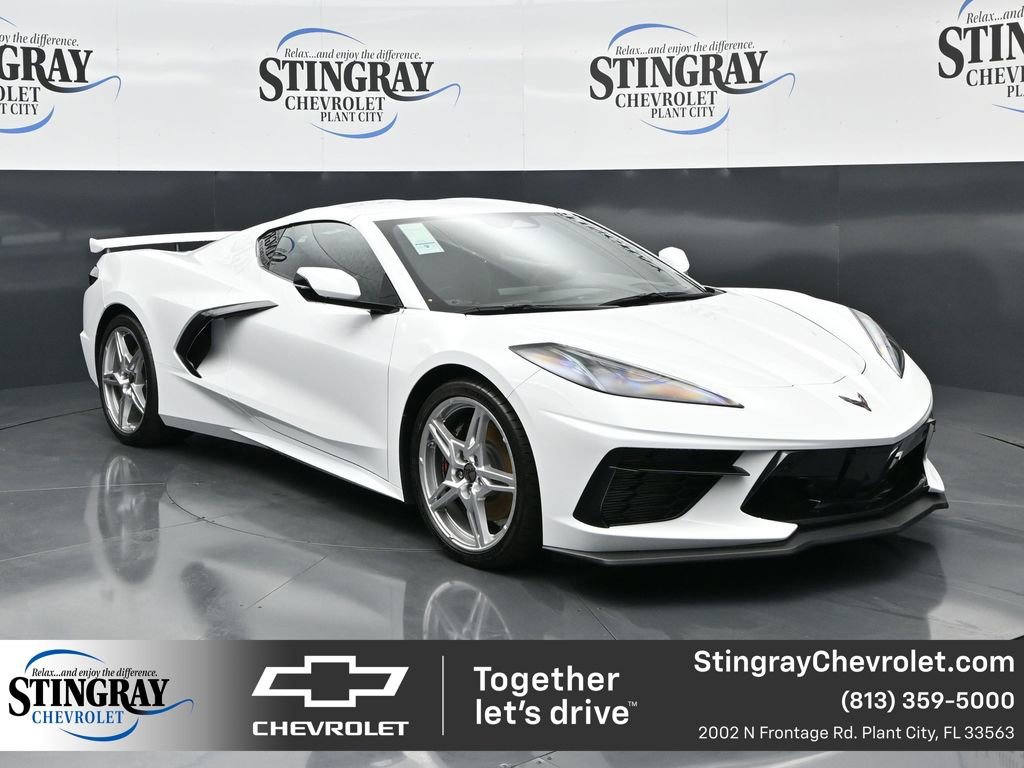 Used 2025 Chevrolet Corvette Stingray Premium Cpe w/ Z51 Performance Package image 1