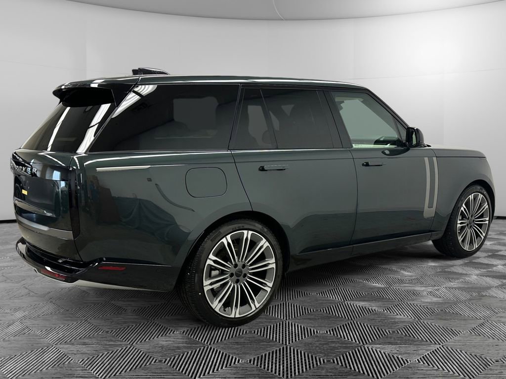 New 2026 Land Rover Range Rover SE image 6
