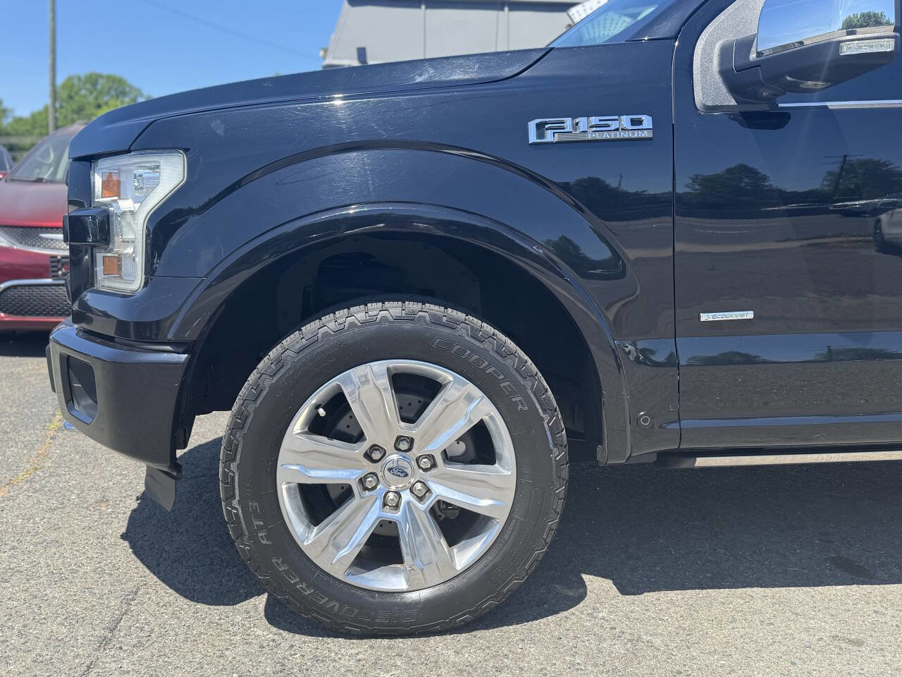 Used 2016 Ford F150 Platinum w/ Equipment Group 701A Luxury AWD/4WD image 25
