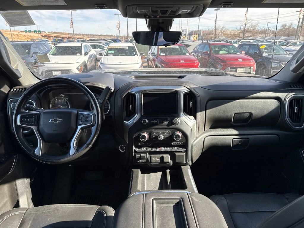 Used 2022 Chevrolet Silverado 2500 LTZ w/ LTZ Plus Package image 15