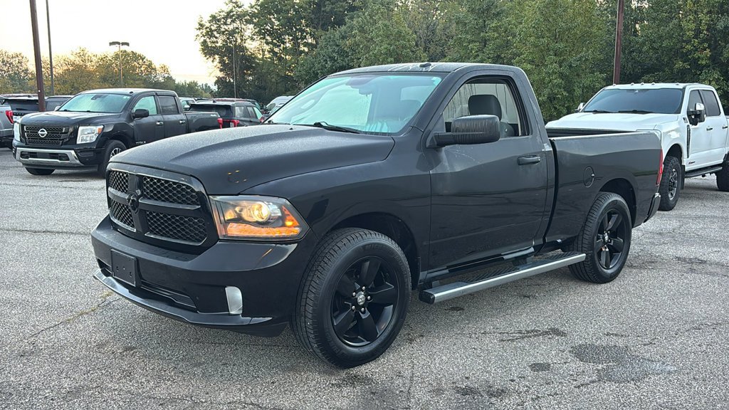 Used 2014 RAM 1500 Express RWD image 3