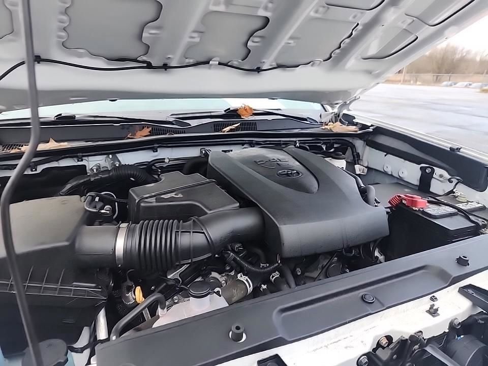 Used 2023 Toyota Tacoma 4x4 Double Cab image 10