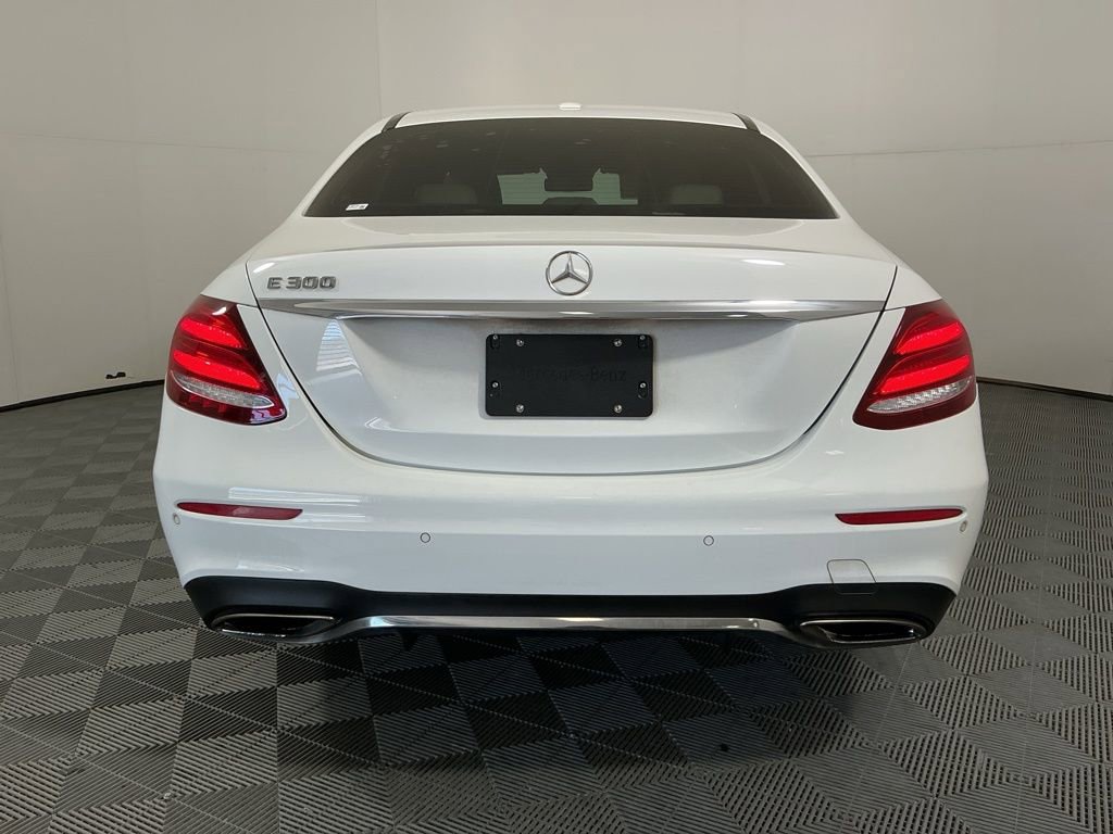 Used 2017 Mercedes-Benz E 300 image 6