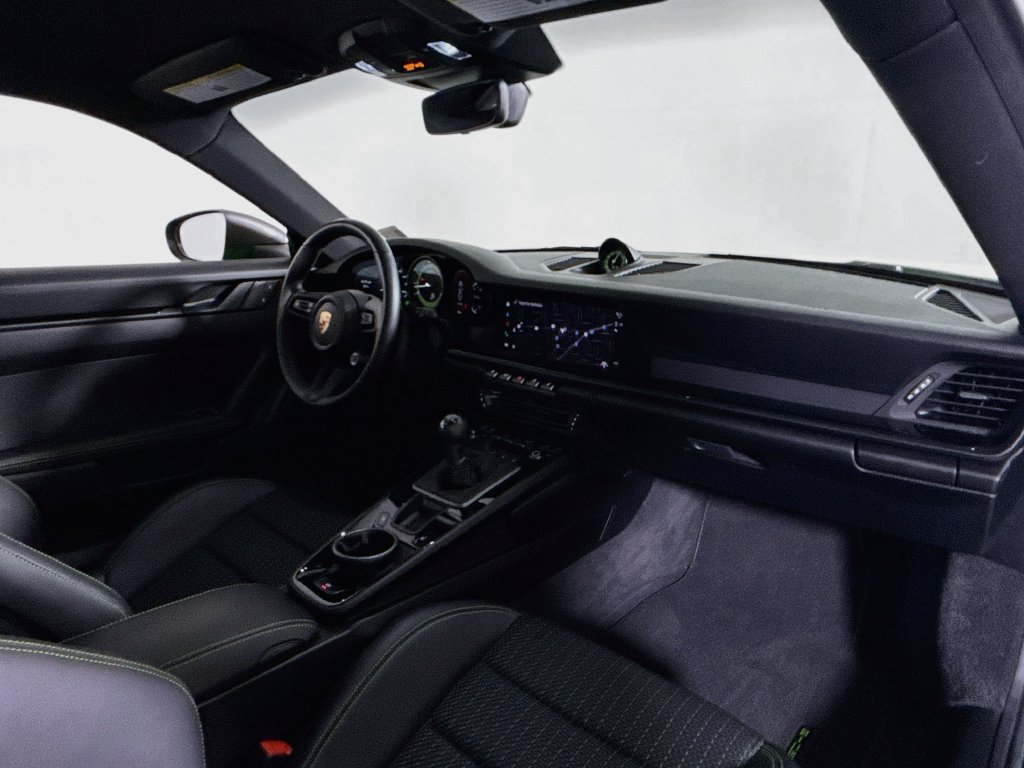 Certified 2023 Porsche 911 Carrera T RWD image 17
