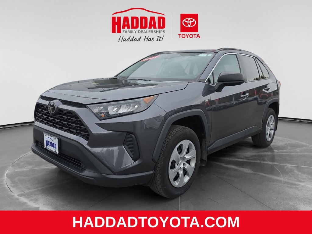 Used 2021 Toyota RAV4 LE AWD/4WD image 1