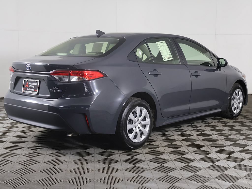 Used 2024 Toyota Corolla LE FWD image 7