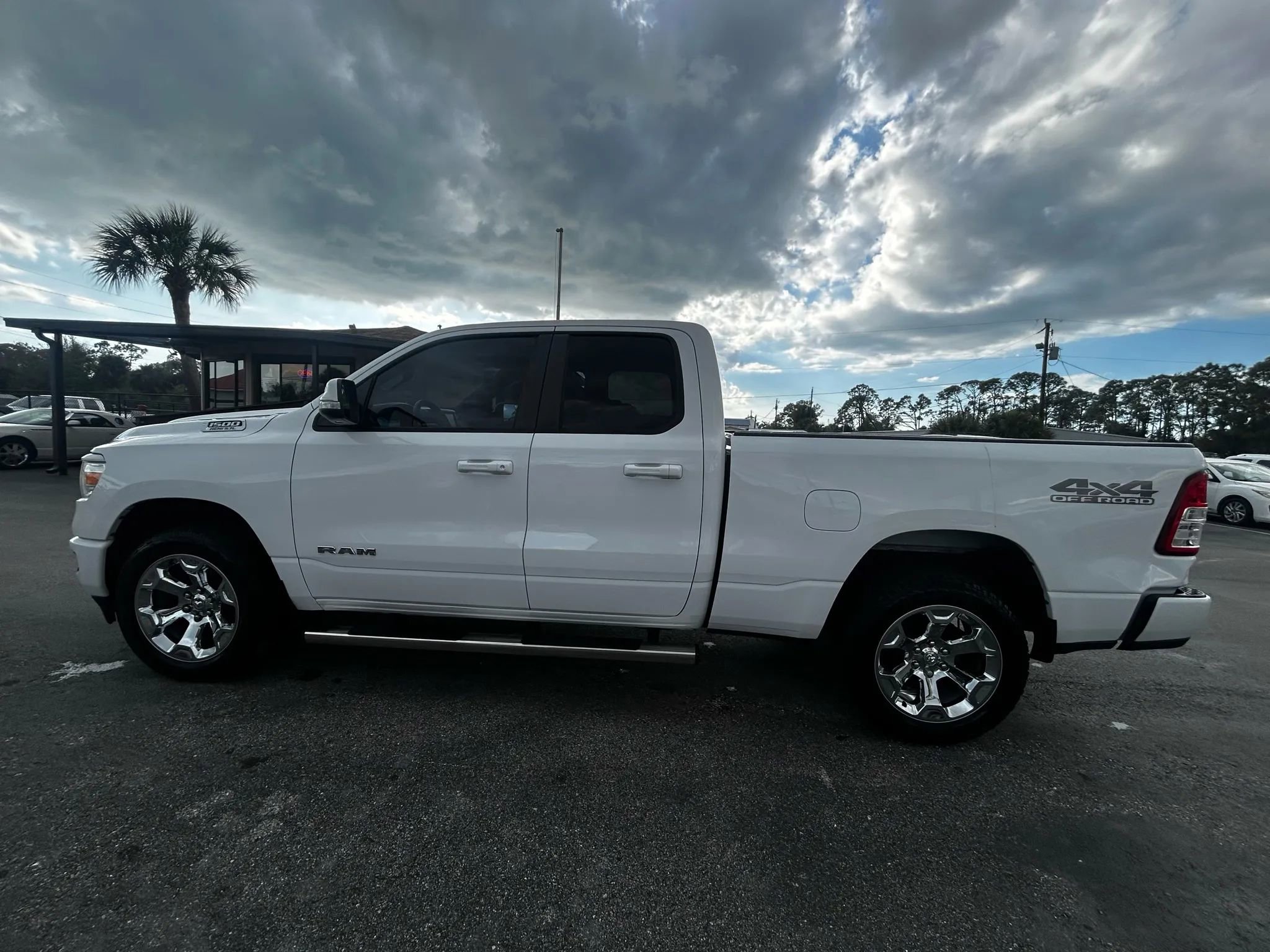 Used 2019 RAM 1500 Big Horn image 9