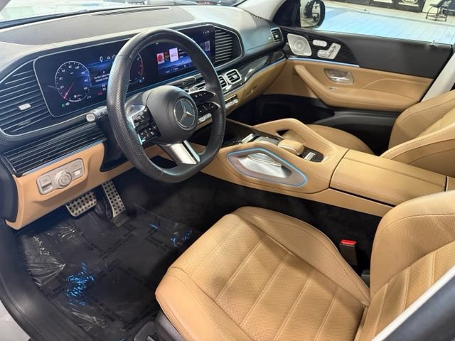 Used 2024 Mercedes-Benz GLS 450 4MATIC image 18