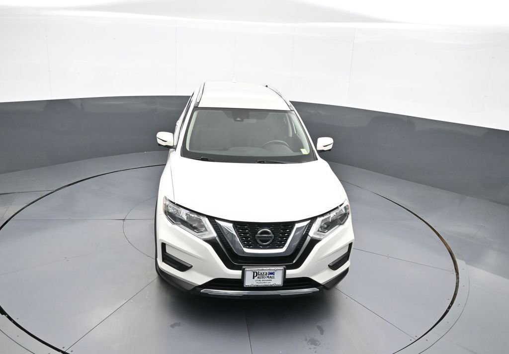 Used 2019 Nissan Rogue SV w/ Premium Package image 34