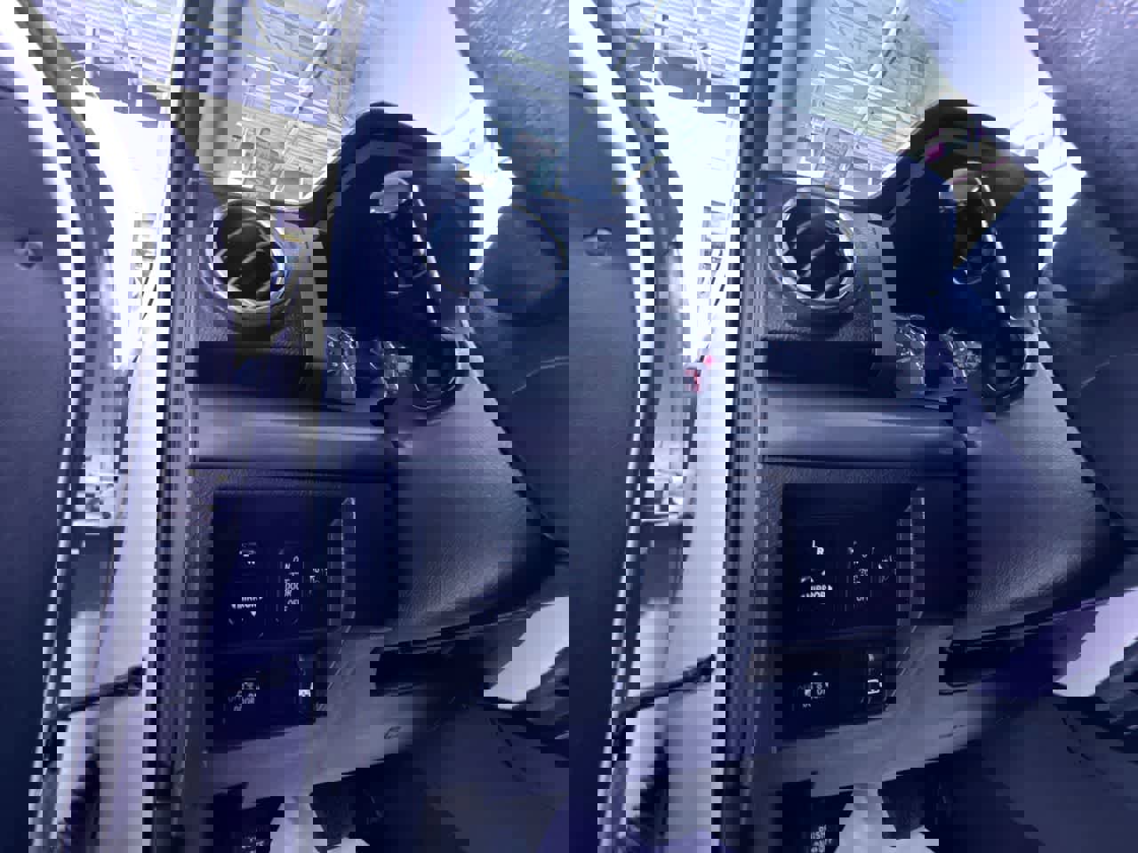 Used 2015 Toyota Tundra SR5 w/ SR5 Upgrade Package image 16