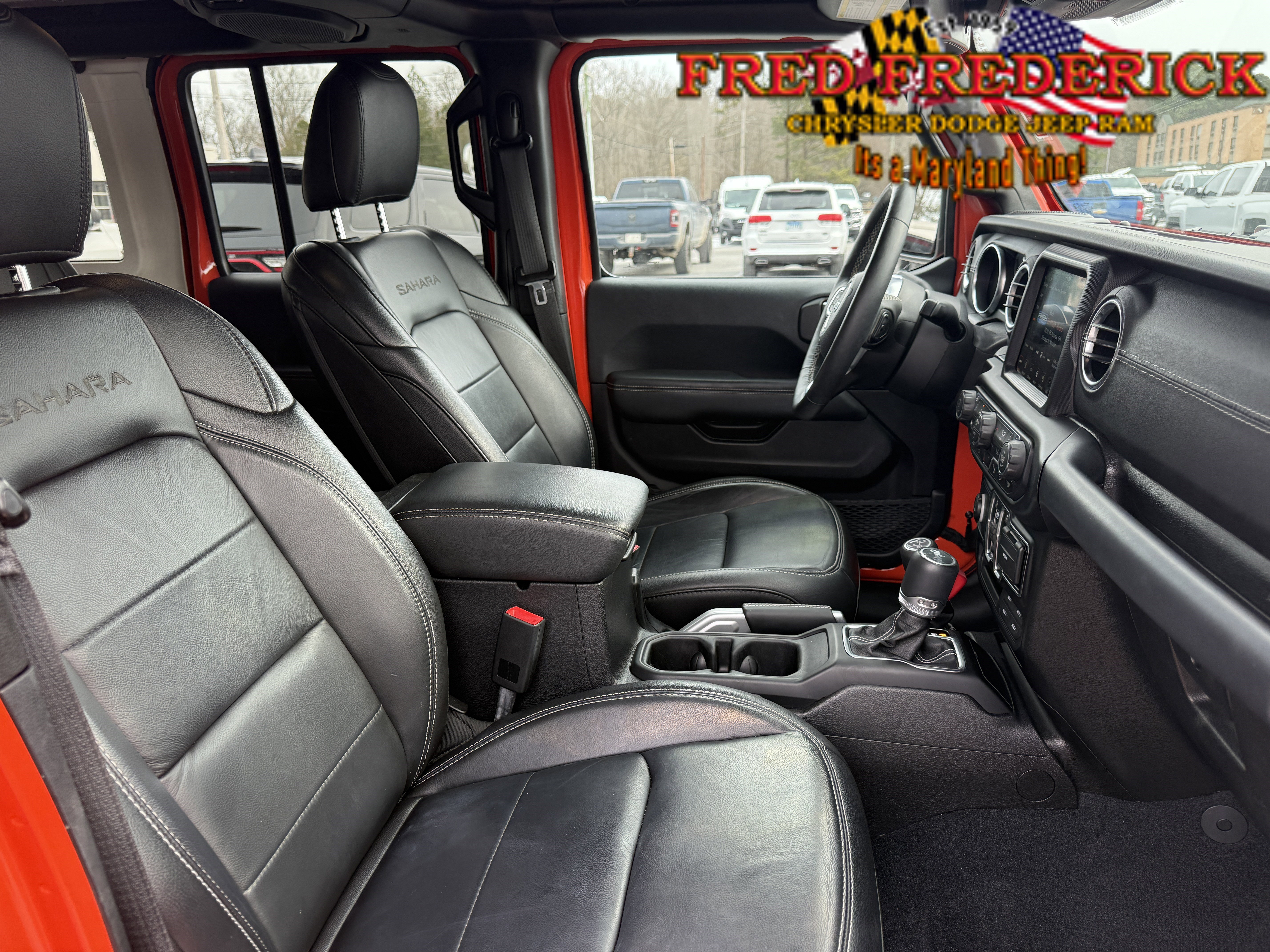 Used 2019 Jeep Wrangler Unlimited Sahara image 15