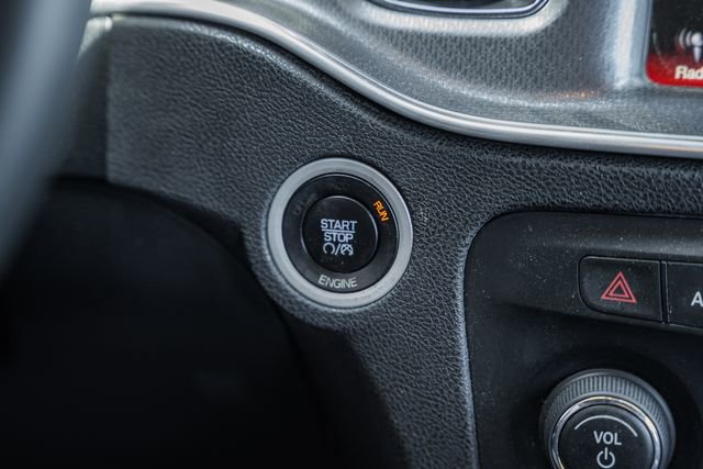 Used 2014 Dodge Charger R/T w/ Wheels & Tunes Group RWD image 31