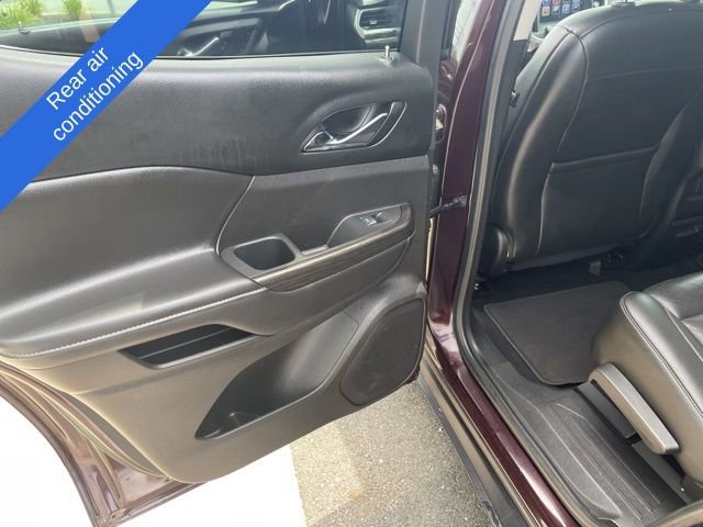 Used 2018 GMC Acadia SLT image 11