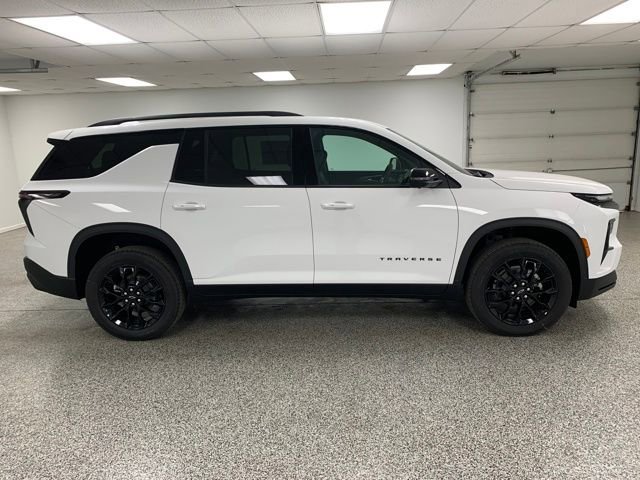 New 2026 Chevrolet Traverse LT w/ Midnight/Sport Edition image 9