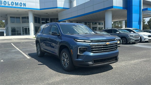 New 2026 Chevrolet Traverse LT w/ LPO, Floor Liner Package image 1