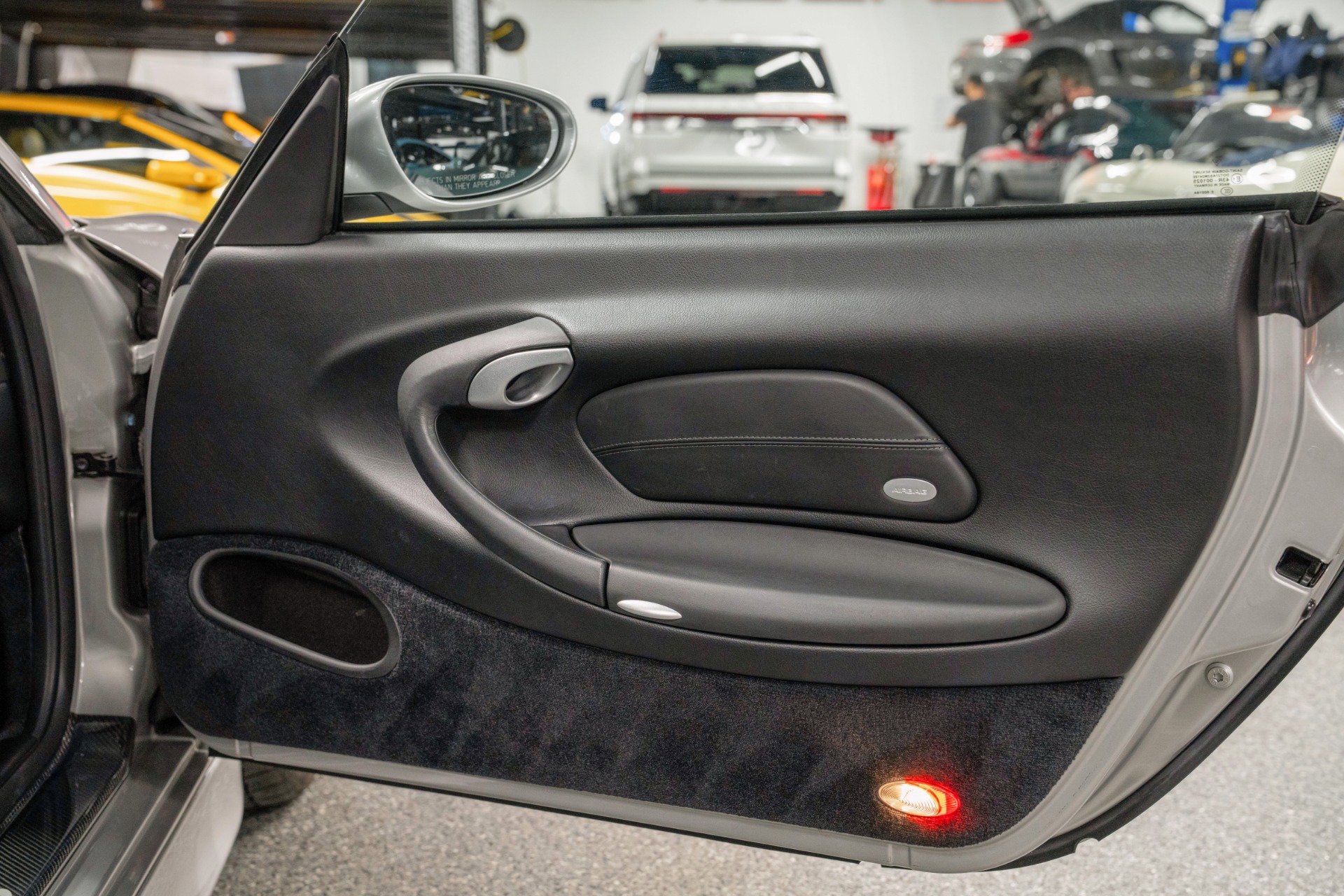 Used 2005 Porsche 911 GT3 image 35