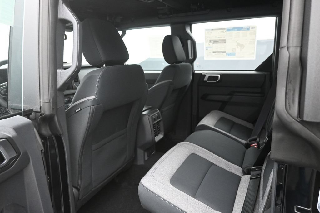 New 2026 Ford Bronco 4-Door AWD/4WD image 23