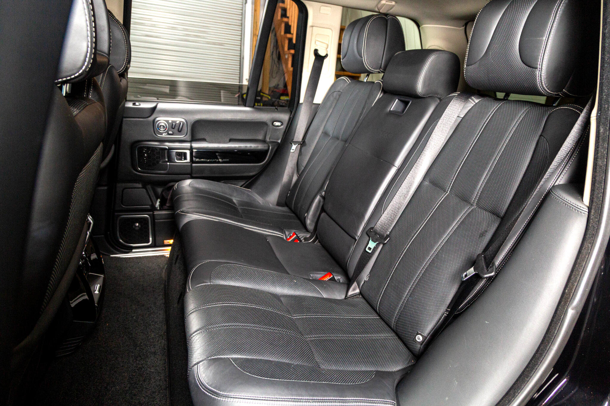 Used 2011 Land Rover Range Rover Autobiography image 20