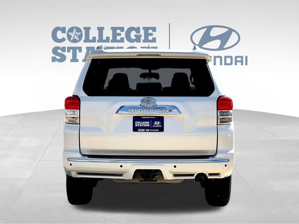 Used 2011 Toyota 4Runner SR5 RWD image 9