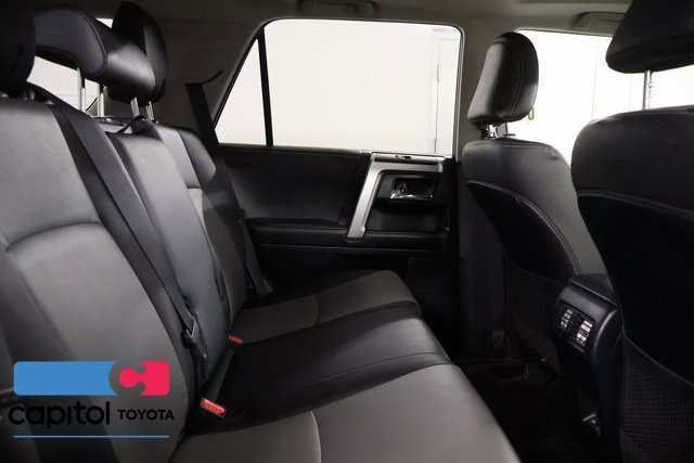 Certified 2023 Toyota 4Runner SR5 Premium w/ Moonroof Package AWD/4WD image 32