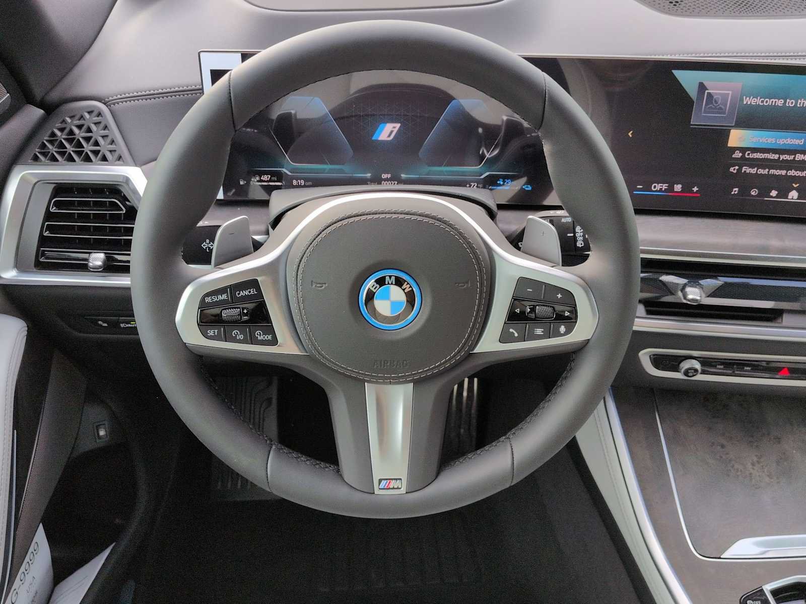 Used 2026 BMW X5 xDrive50e w/ M Sport Package AWD/4WD image 25