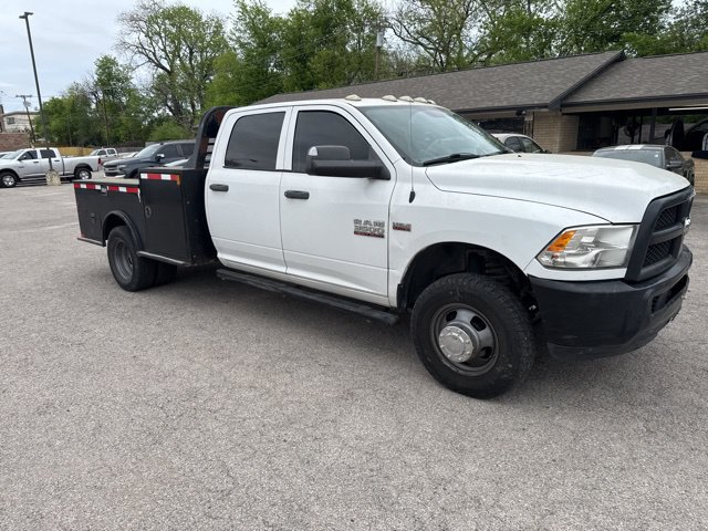Used 2015 RAM 3500 Tradesman RWD image 3