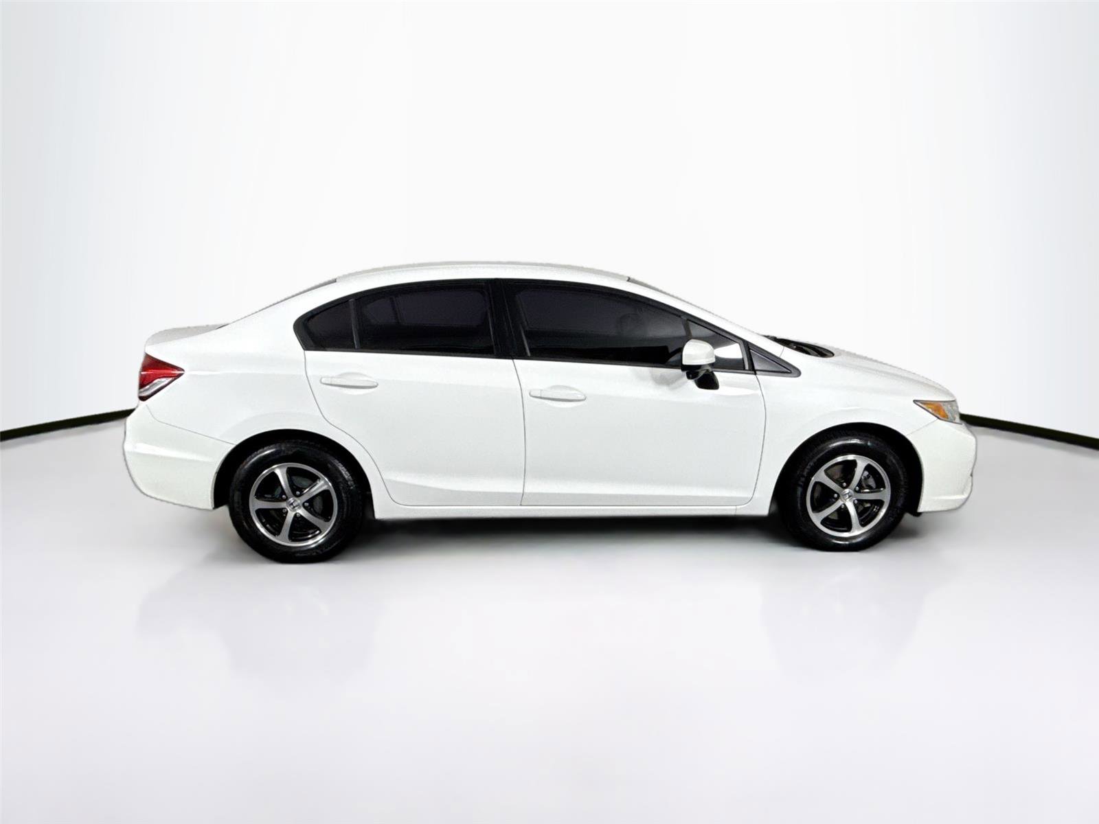 Used 2015 Honda Civic SE image 9