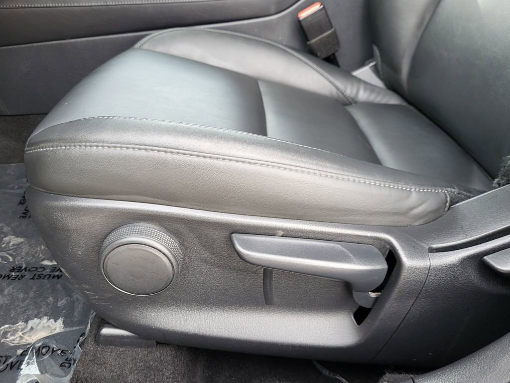 Used 2025 MAZDA CX-30 AWD 2.5 S w/ Select Sport Pkg image 15