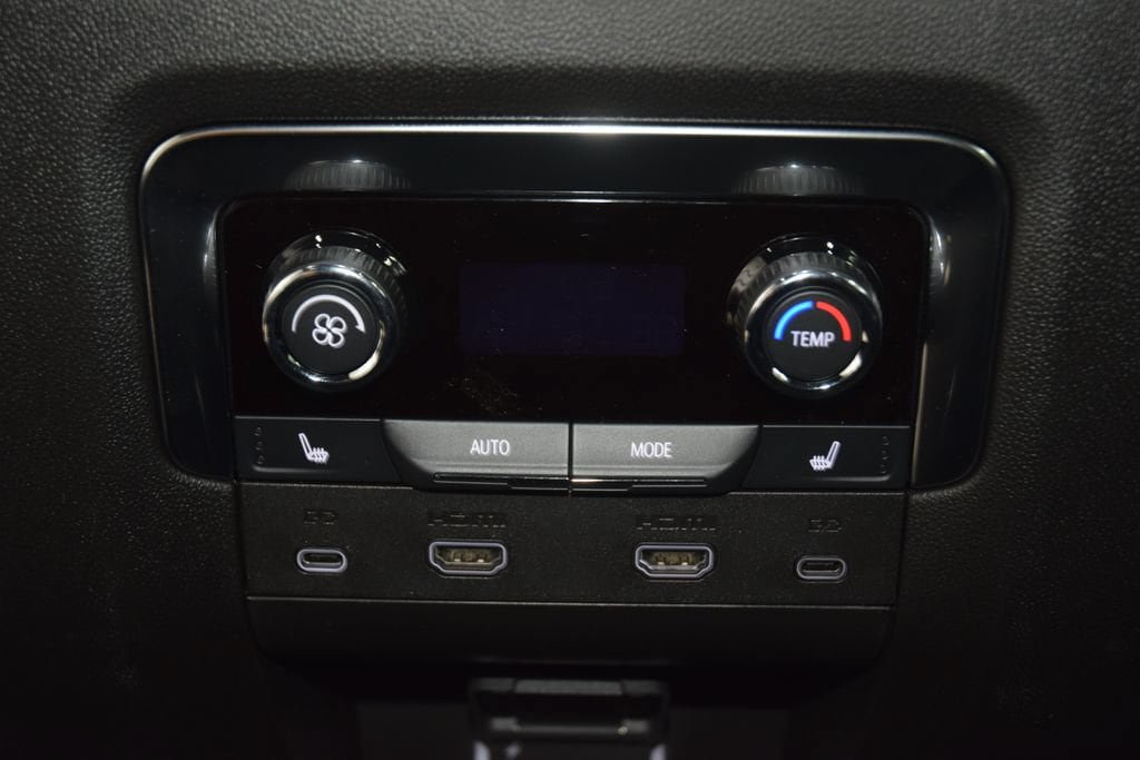 New 2026 Chevrolet Suburban Premier AWD/4WD image 45