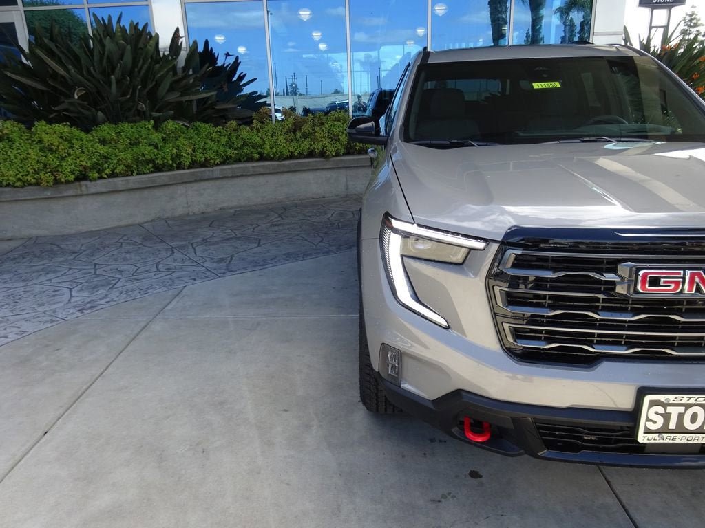 New 2026 GMC Acadia AT4 w/ Luxury Package AWD/4WD image 31