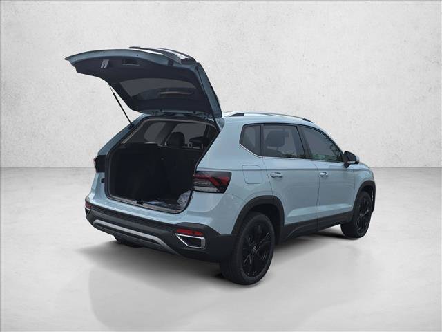 New 2026 Volkswagen Taos SE FWD video 2