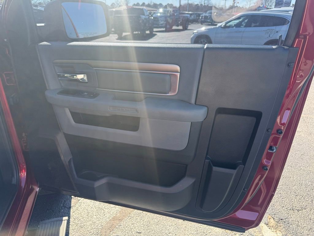 Used 2014 RAM 1500 Express image 17