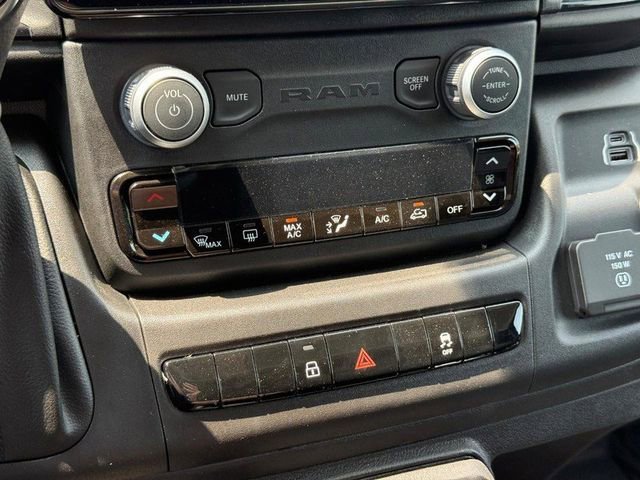 New 2025 RAM ProMaster 2500 w/ Premium Convenience Group image 23