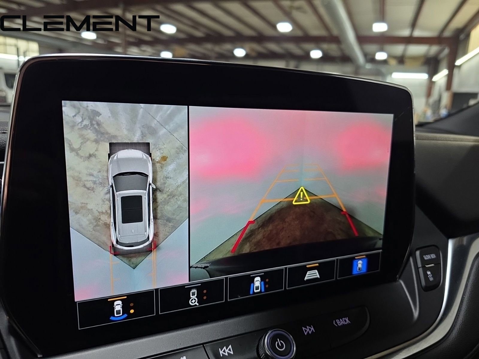 Used 2024 Chevrolet Blazer Premier w/ Driver Confidence II Package image 24