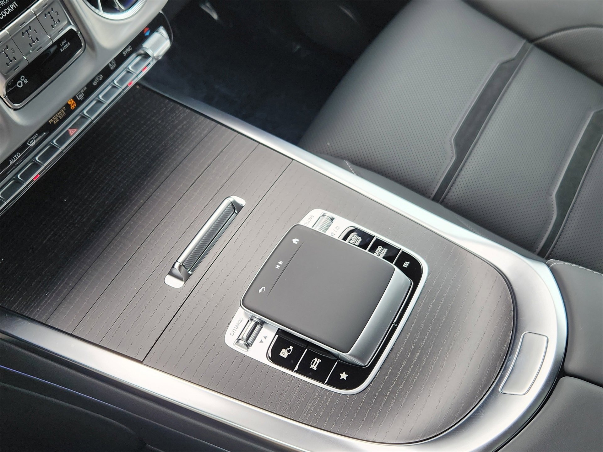 Used 2025 Mercedes-Benz G 63 AMG 4MATIC image 19