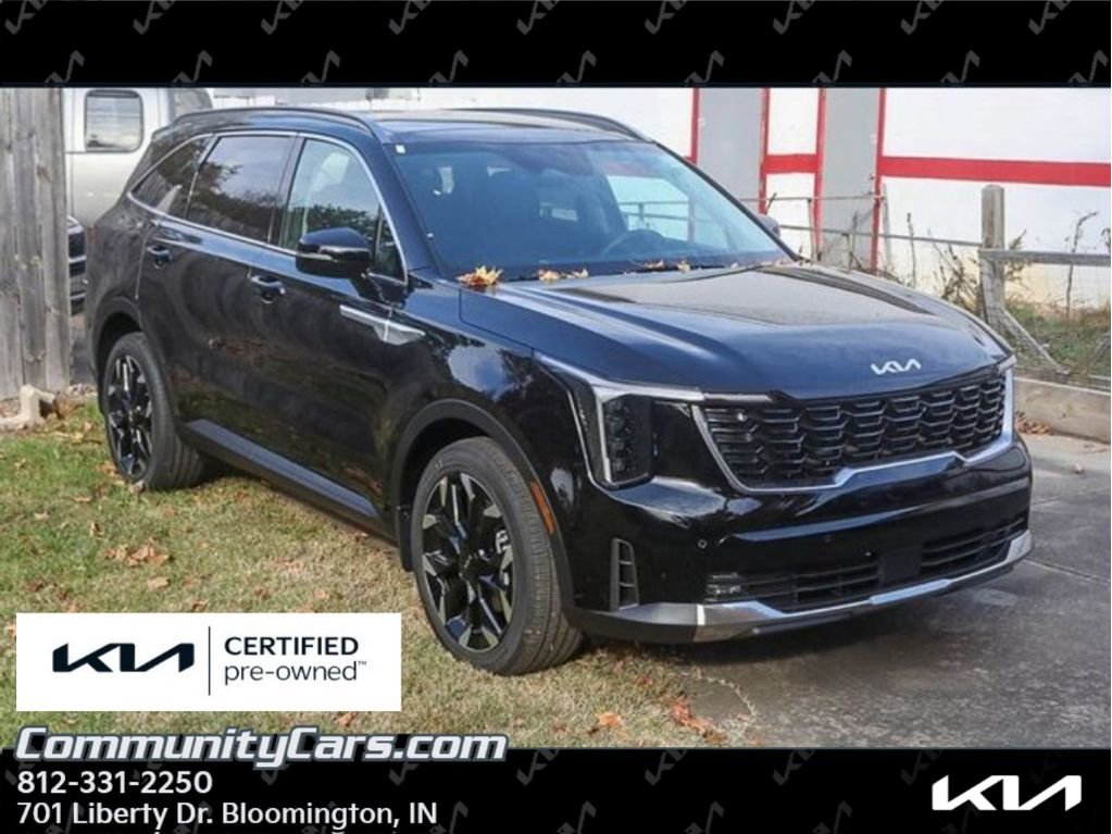 Certified 2025 Kia Sorento EX w/ Panoramic Sunroof Package