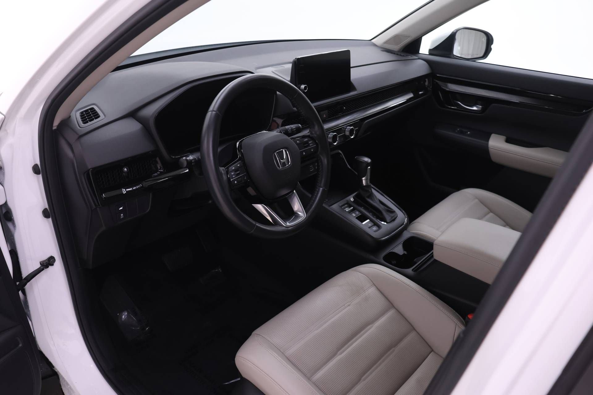 Certified 2023 Honda CR-V EX-L image 3