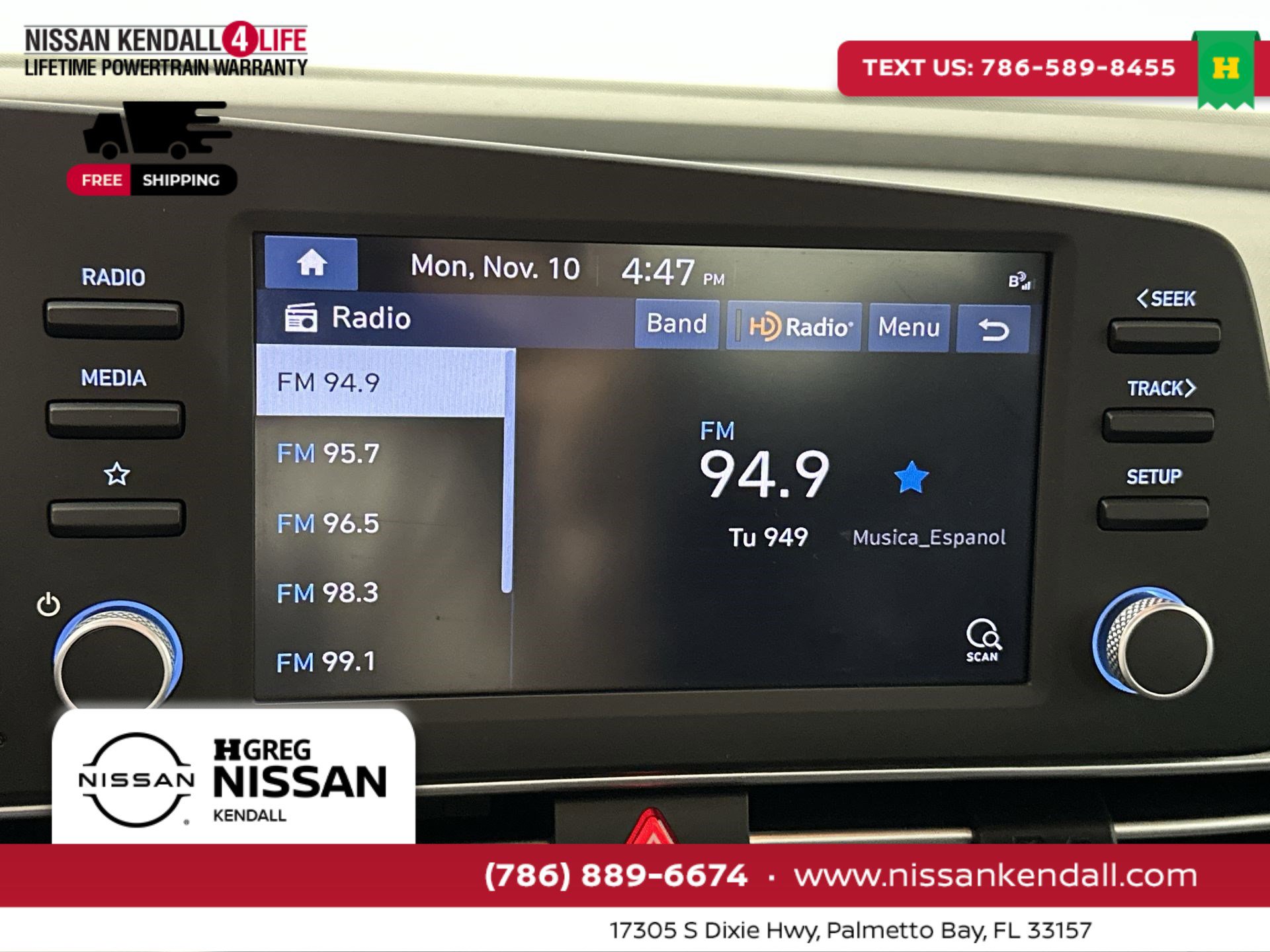 Used 2023 Hyundai Elantra SEL w/ Preferred Accessory Package image 22