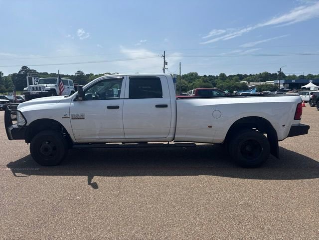 Used 2014 RAM 3500 Tradesman w/ Chrome Appearance Group AWD/4WD image 6