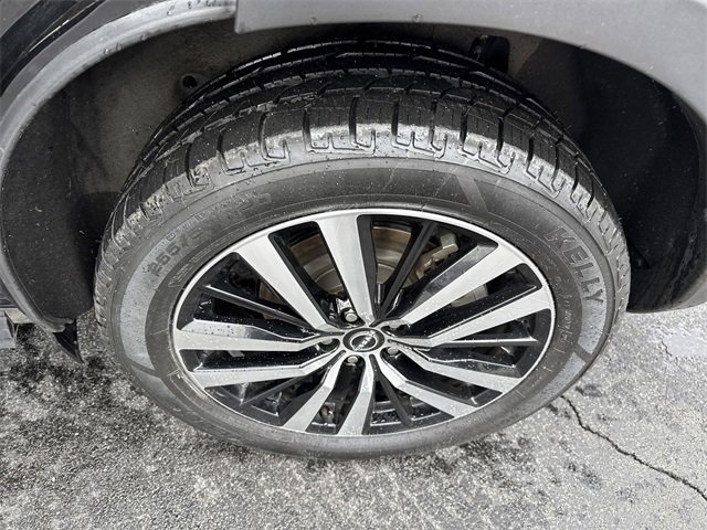 Used 2023 Nissan Pathfinder Platinum w/ Cargo Package image 12