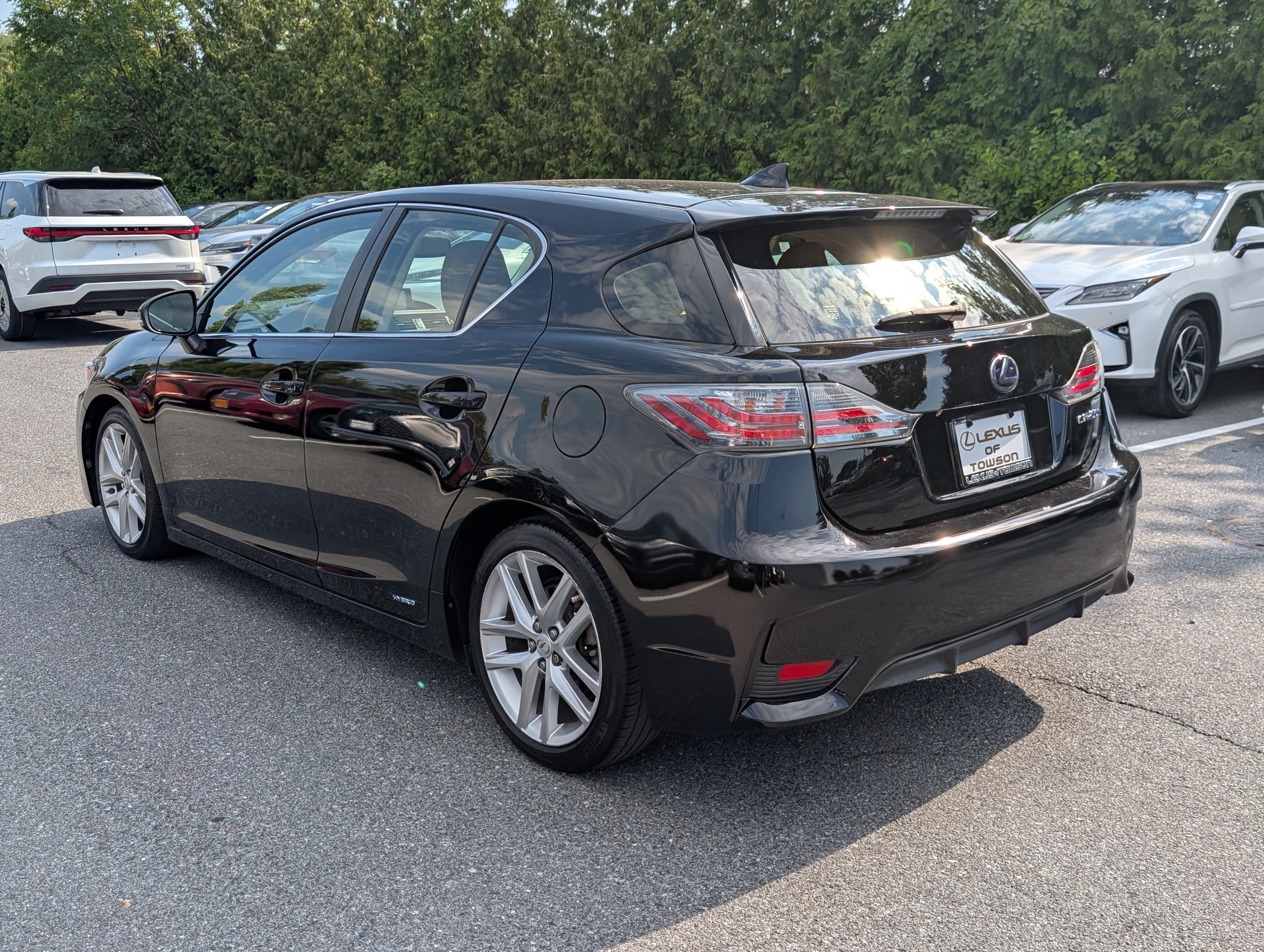 Used 2015 Lexus CT 200h w/ Navigation Package FWD image 5