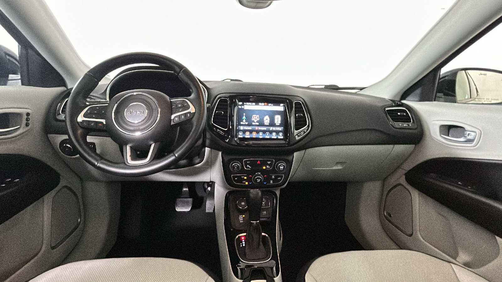 Used 2021 Jeep Compass Limited w/ Sun and Sound Group AWD/4WD image 33