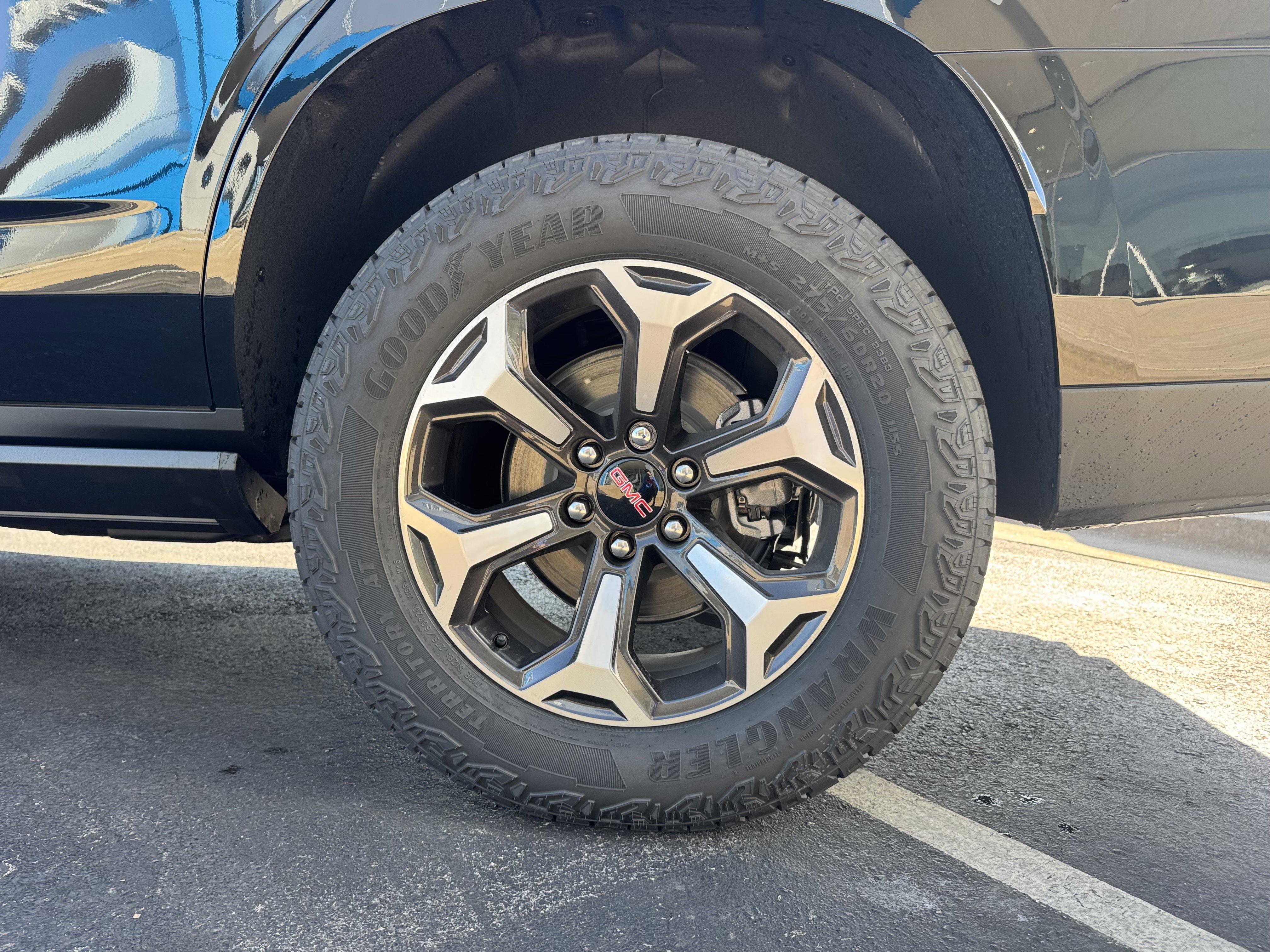 New 2026 GMC Yukon AT4 Ultimate image 8