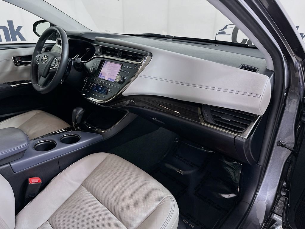 Used 2013 Toyota Avalon Limited image 37