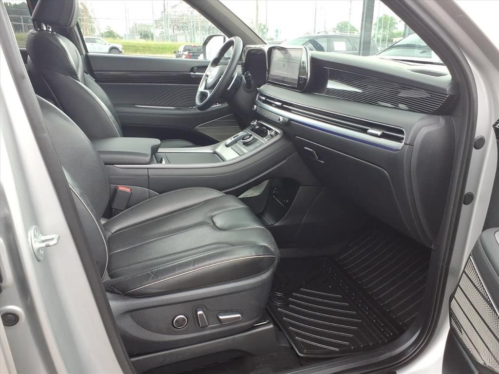 Used 2023 Hyundai Palisade Calligraphy FWD image 11