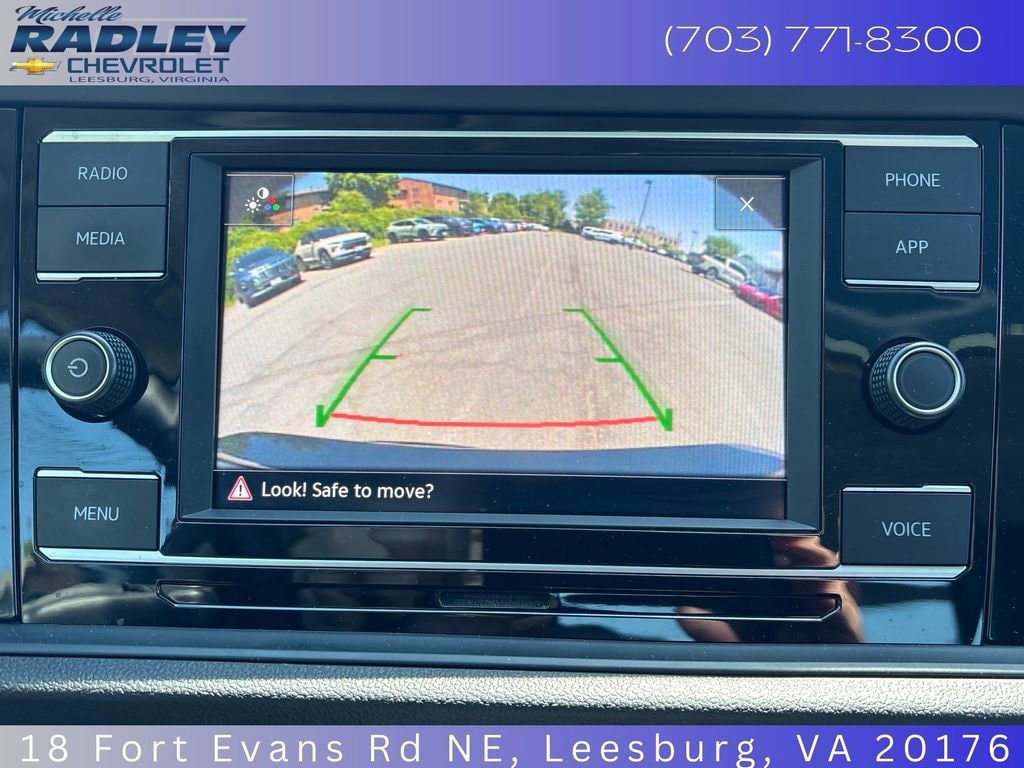 Used 2022 Volkswagen Jetta SE FWD image 19