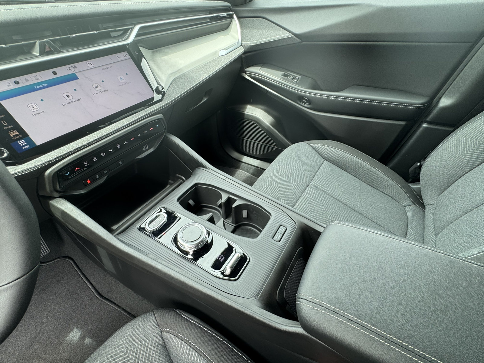 New 2026 Jeep Cherokee Laredo AWD/4WD image 31